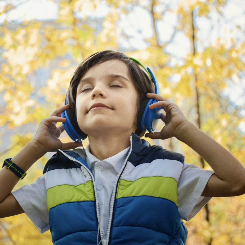 mindfulness autism, self-regulation, meditation kids, breathing exercises, present moment awareness, calming practices, attention training